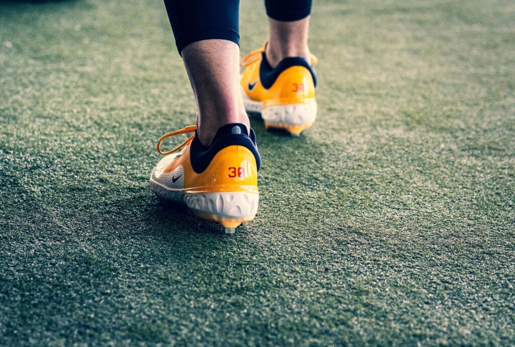 Close up of Paul Skenes’ baseball cleats.